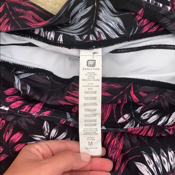 Fabletics Leggings - Picture 2 of 3